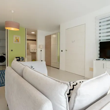 The Little Nest By Lovelystay Apartament *